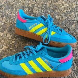Adidas Handball Spezial Sneakers Skyrus 8
Womens NEW